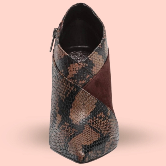 VINCE CAMUTO Women's Sempren Ankle Boot Brown and Black Size 8.5 New - Picture 6 of 15